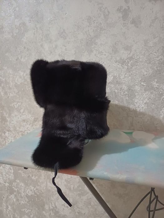 Продам шапку норковую