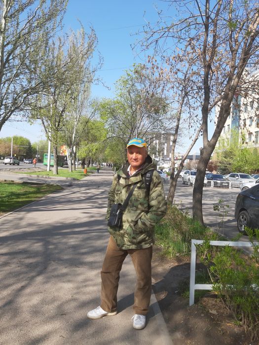 Услуги профессионального садовника-25000 тен.