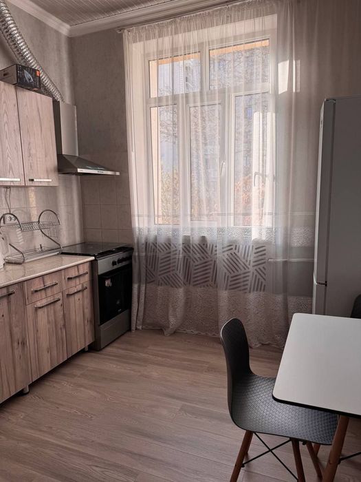 Аренда! Квартира на Т.Шевченко 2/3/4 Высокопотолочный дом