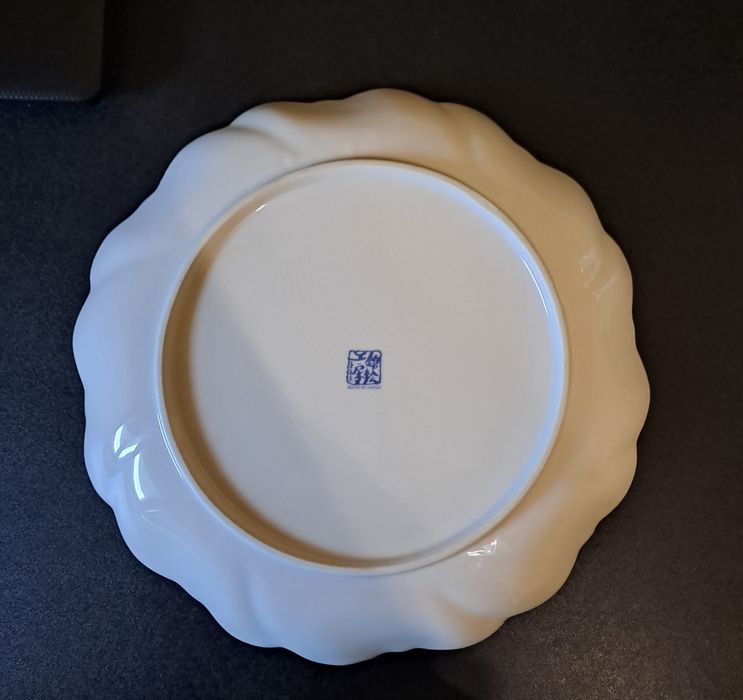 Японска Ръчно Рисувана Чиния От Порцелан-антика