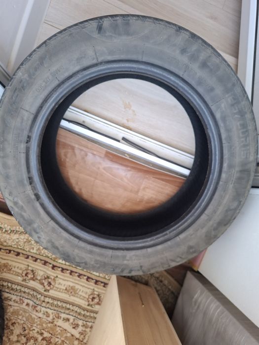 Продам две резины за 5000 тг