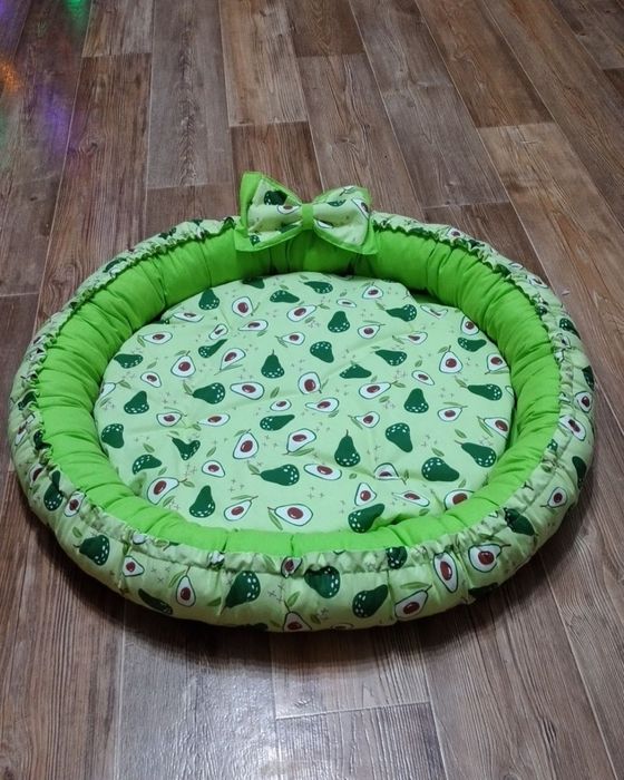 Лежанка для кошек