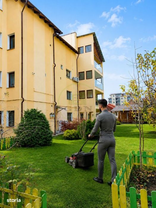 Inchiriez apartament doua camere str mijloc