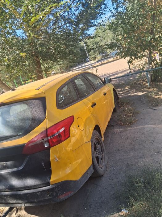 Продам форд на запчасти