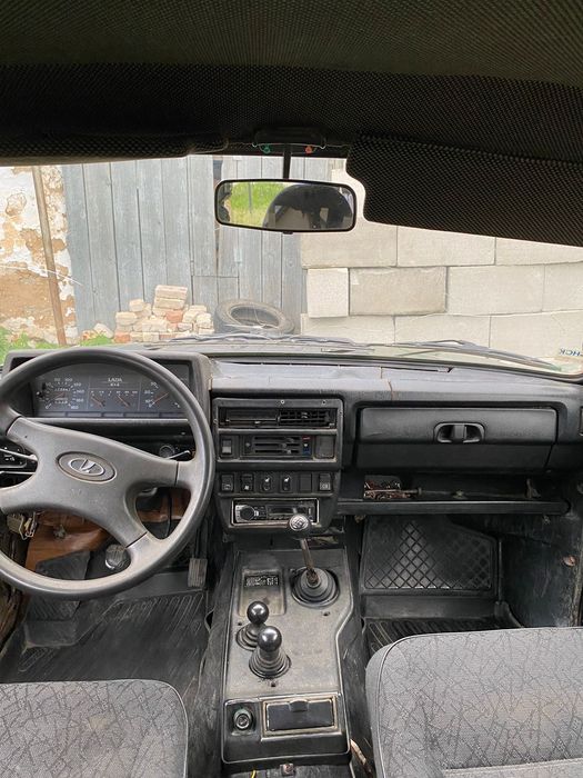 Продам Ниву 21310