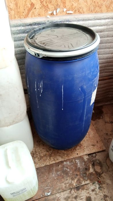 Бочка пластиковая 170 литров