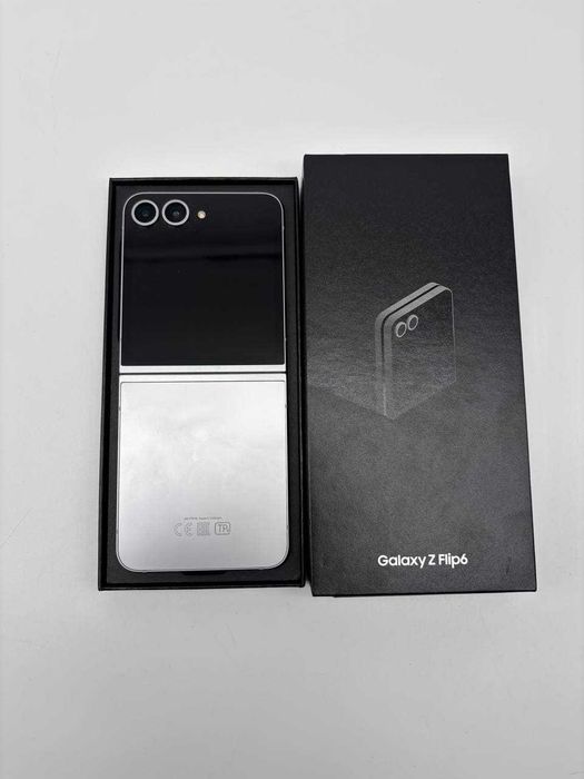 Samsung GALAXY Z FLIP6 (SM-F741B)