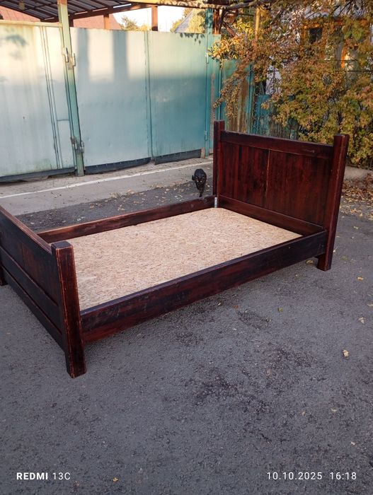 Продам деревянные кровати