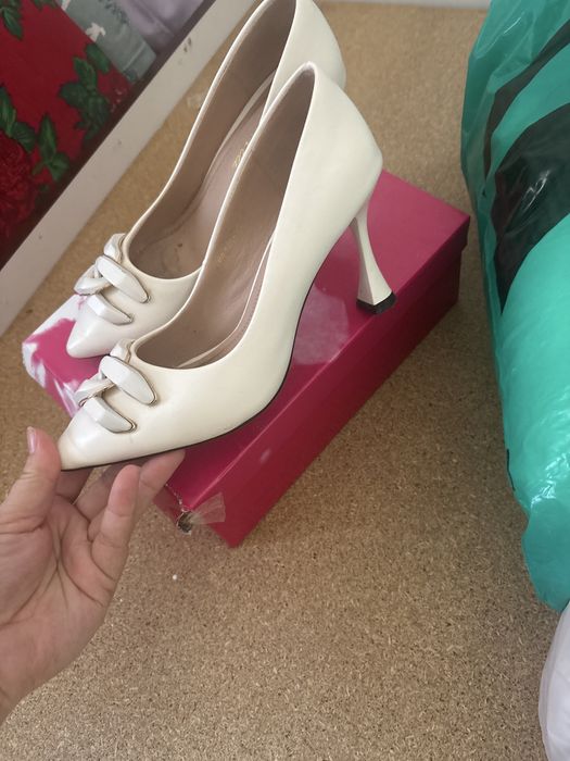 Сапасы жақсы Туфли. Размер 37