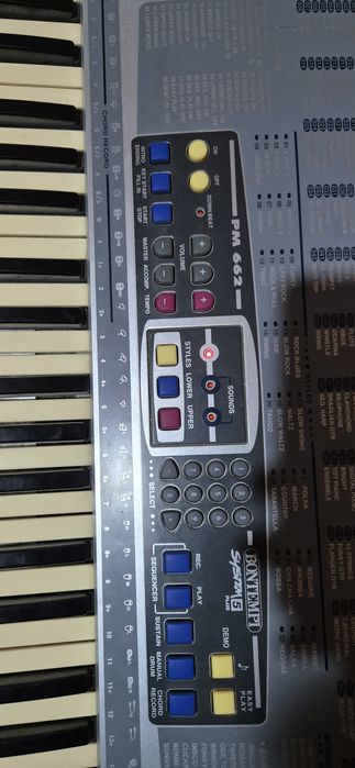 Vând Orgă electrica