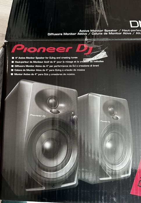 Boxe Pioneer DJ DM-40 active 2 x 19W bass puternic pret foarte bun