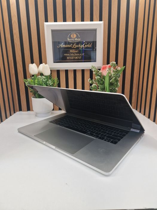 Macbook Pro 2018 i9 2.9GHz 512SSD 32GB RAM Intel UHD Graphics Garantie! #53228