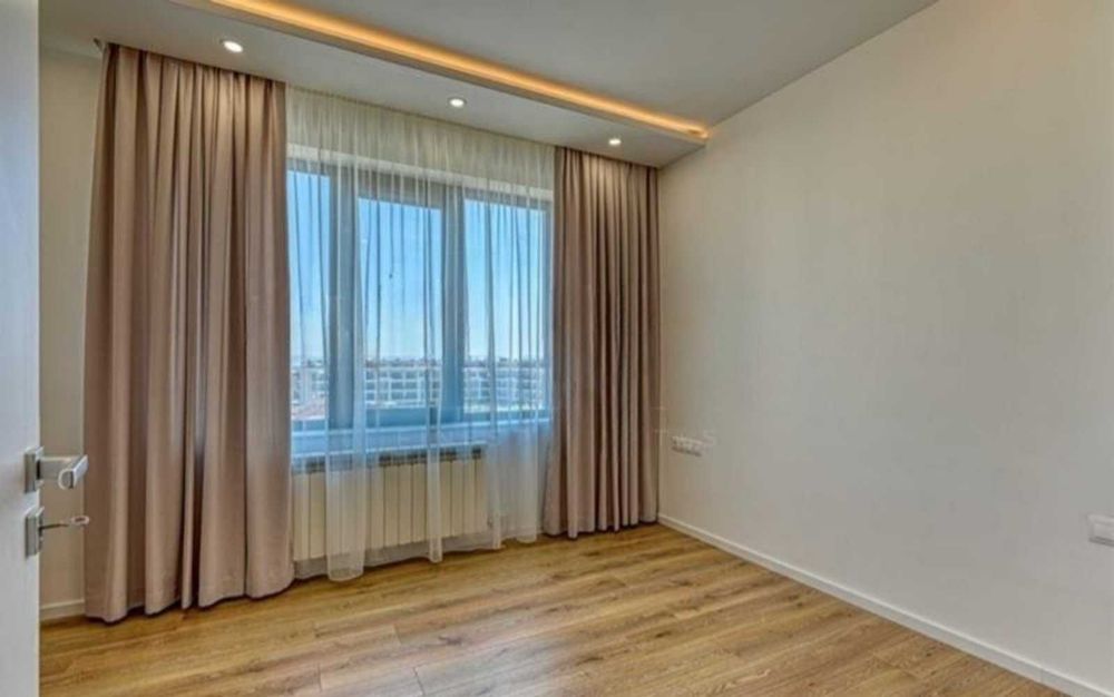 Продава се Тристаен апартамент в София, Банишора - 100 кв.м за 1400 €/кв.м - Снимка #5