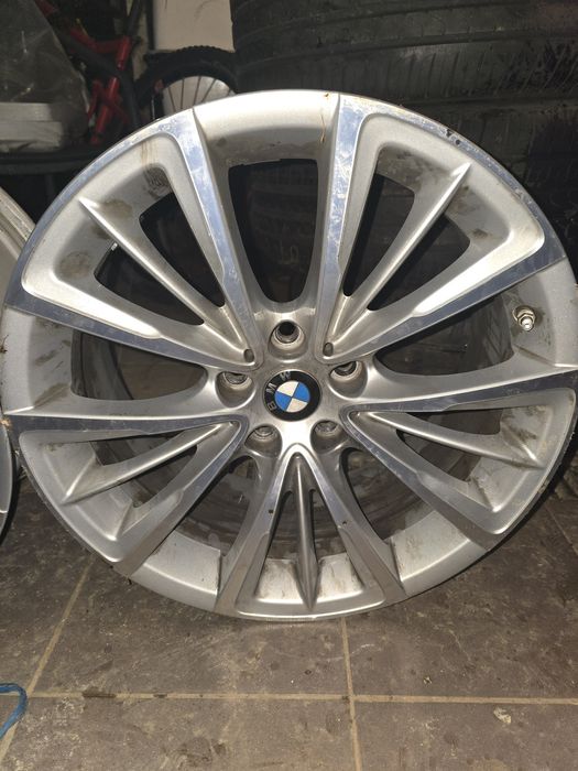 Vand jante BMW 18 inch style 643 si cauciucuri de vara