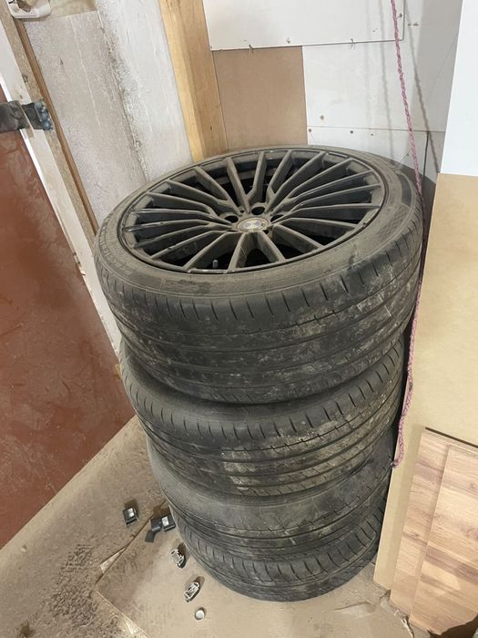 АвтоШина 275/35/20