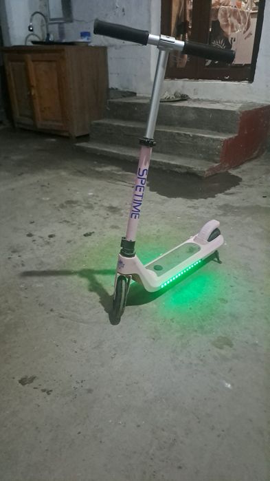 Самакат електирони