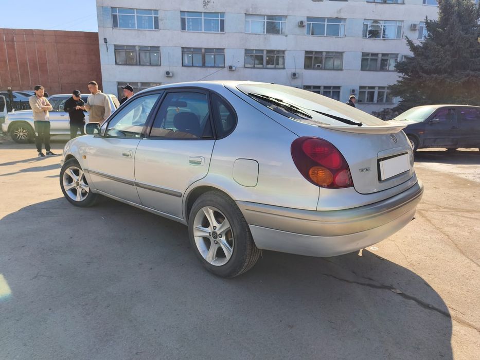 Toyota Corolla 1997 г в