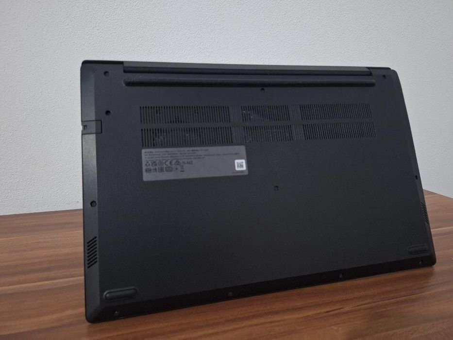 Laptop Lenovo IdeaPad Slim 3 15IAH8 i5-13420H 8GB SSD 256GB + Tastatură Gaming