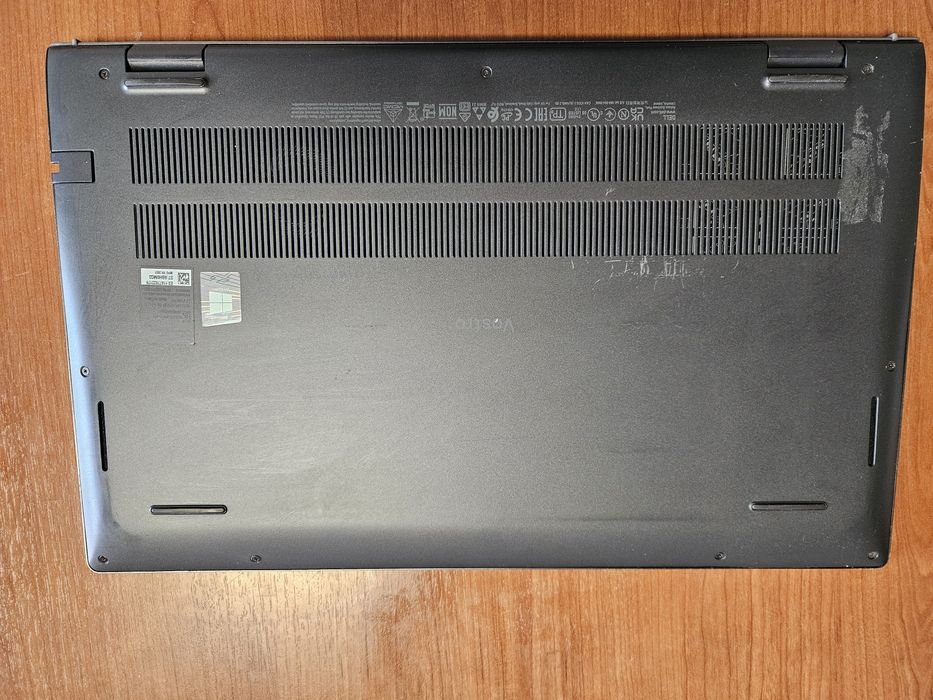 Dell Vostro 5510  i5-11320H/16GB Ram/512 GB Hdd