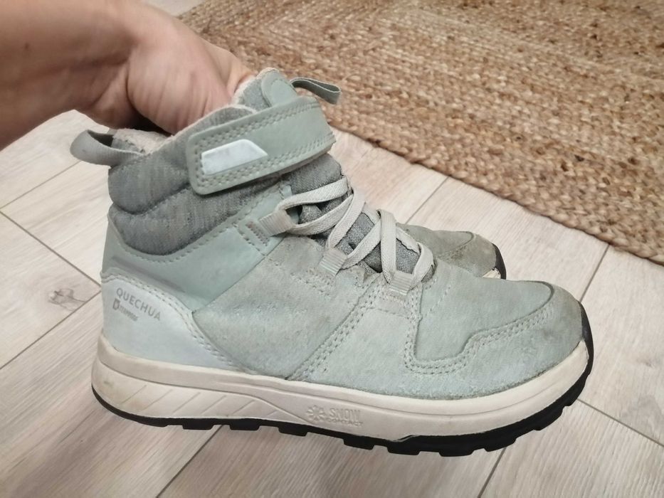 Детски обувки Decathlon - 30номер - 20лв.