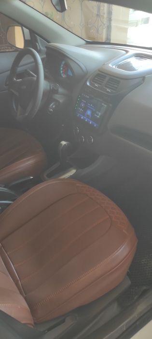 Moshina 1 qoʻl yurgani halol 80 min 4 pakalena metan