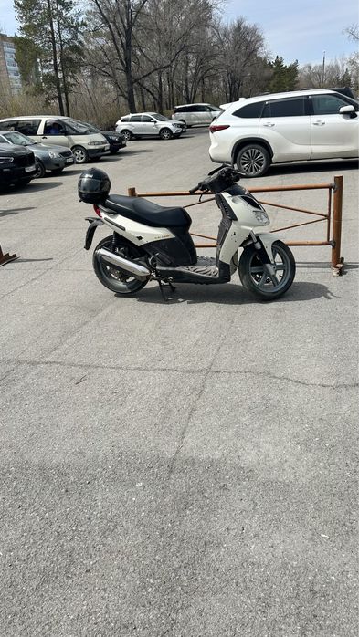 Мопед 200 кубов.