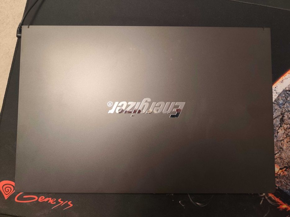 Laptop,cel mai mare ecran,18,5 inch-47 cm