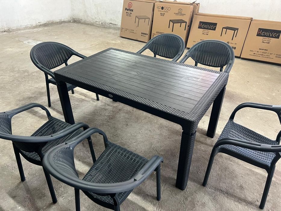 Красив Градински Комплект 6 стола и маса 90/150см