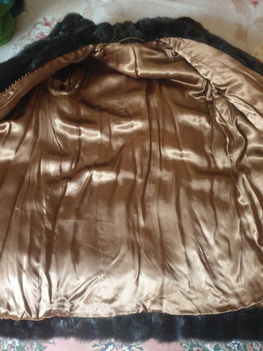 Haina blana  marime xl ( 46-48)