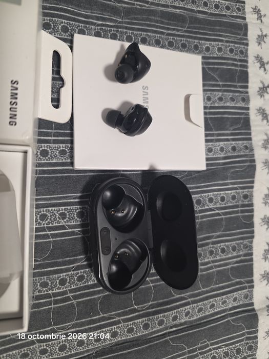 Casti samsung buds+