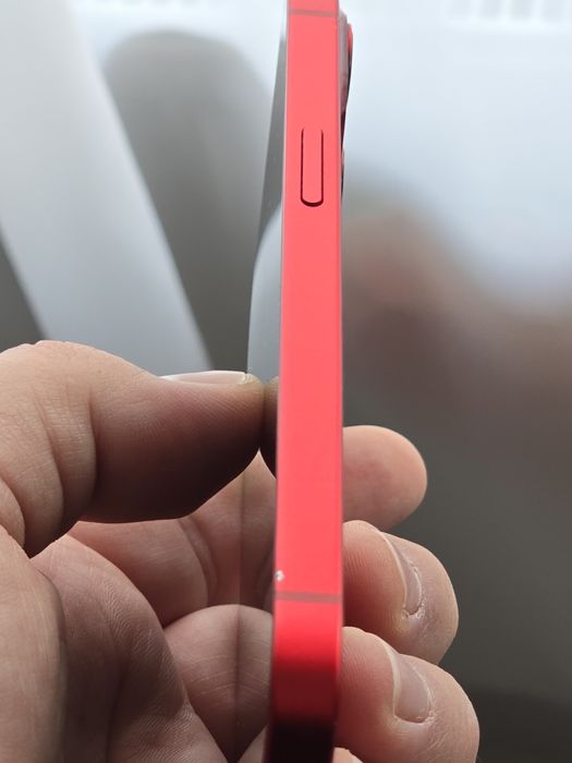 Iphone 13 RED Edition, 256GB, stare foarte bună