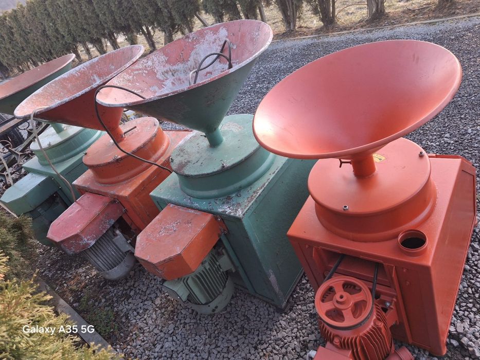 Moara macinat cereale