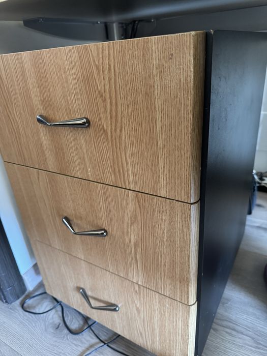 Vand birou cu rollbox