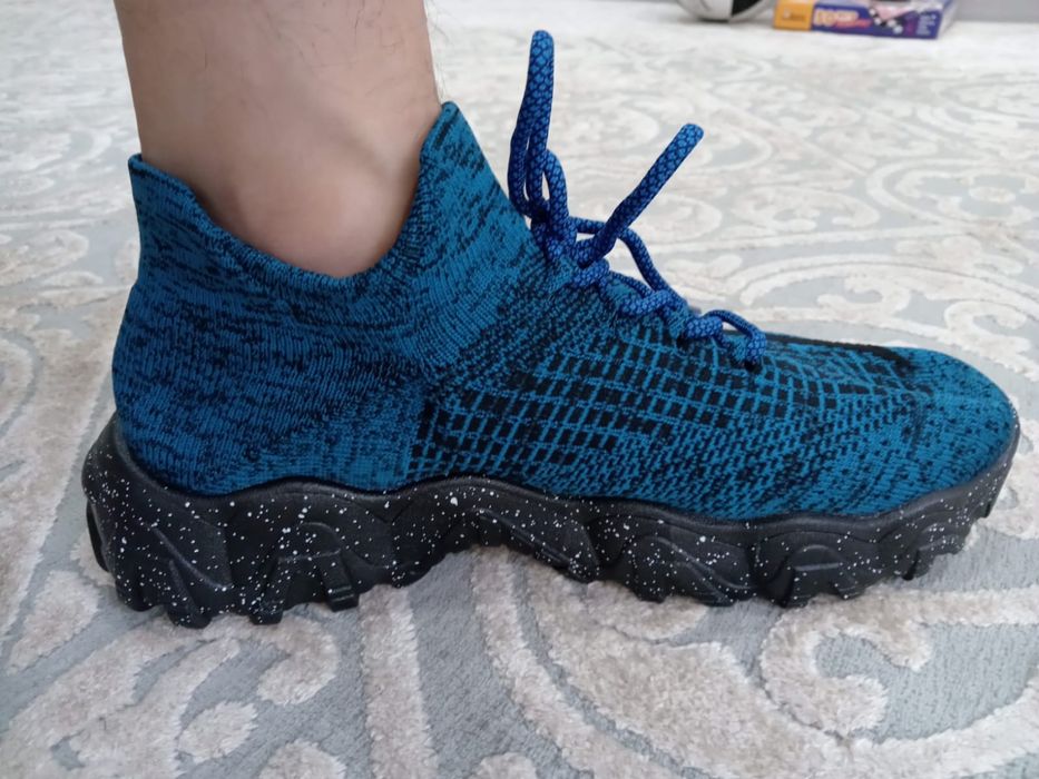 Новые кроссовки