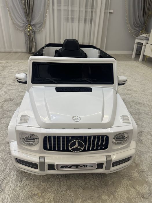 Продаётся детская машинка с пультом новый