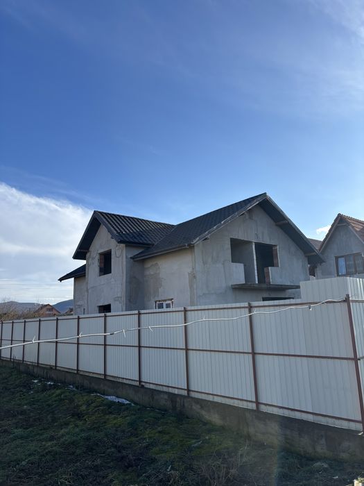 Vand Casa Gherla 180 mp2+beci