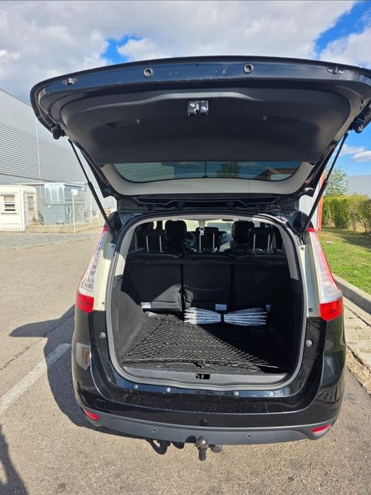 Renault grand scenic_bose edition