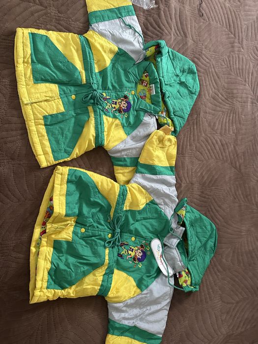 Продам детские куртки
