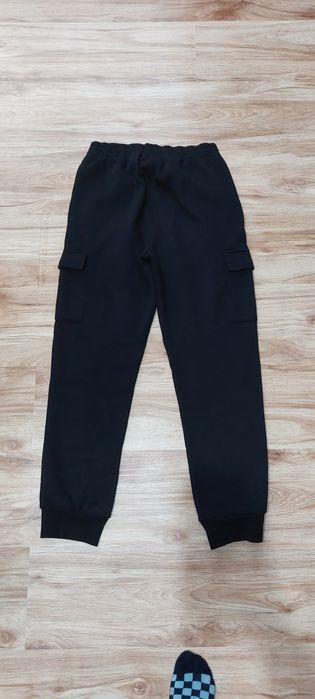 Vând Pantaloni Jordan