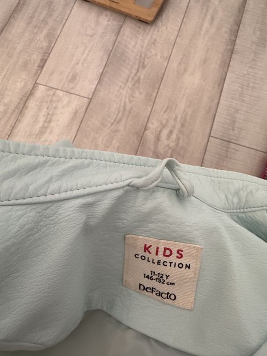 Куртка детская размер 146-152 DeFacto