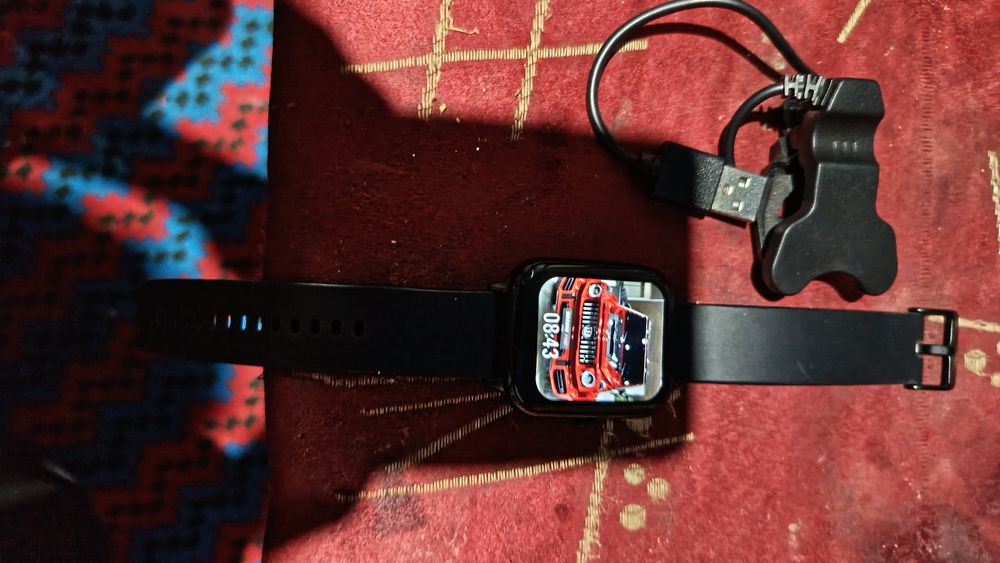 Smart watch sotiladi