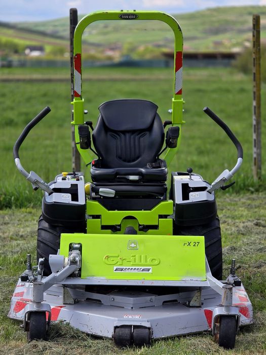 Tractoras gazon iarba vegetatie inalta Profesional Uz comercial GRILLO ...