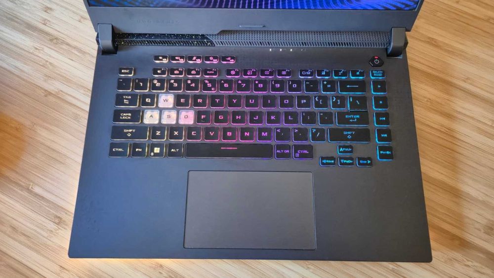 ASUS ROG Strix G15 G513RC, Ryzen 7 6800H, RTX 3050, 24GB DDR5