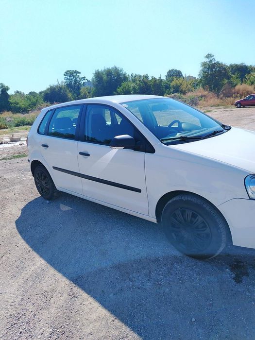 Автомобил VW polo