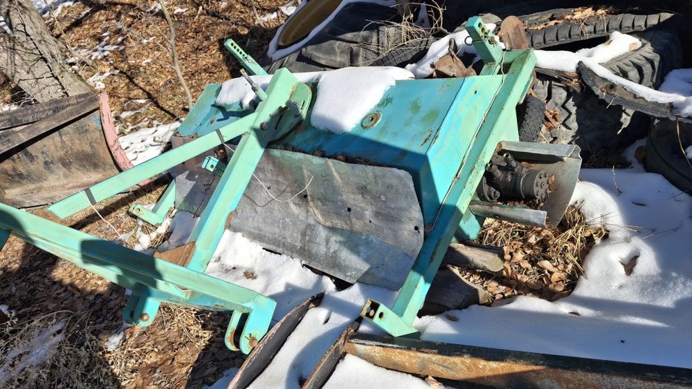 Продам щетку для трактора