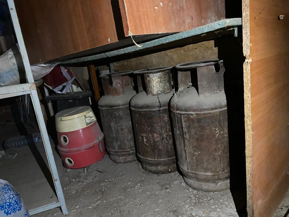 Отдам даром самвывозом мебель газбалон и прочее