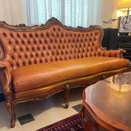 Set canapea si scaune piele stil Chesterfield