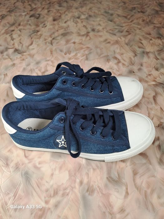 Продам кеды 38 размер