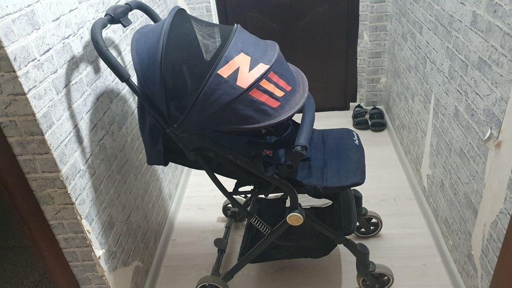 Коляска детская синяя