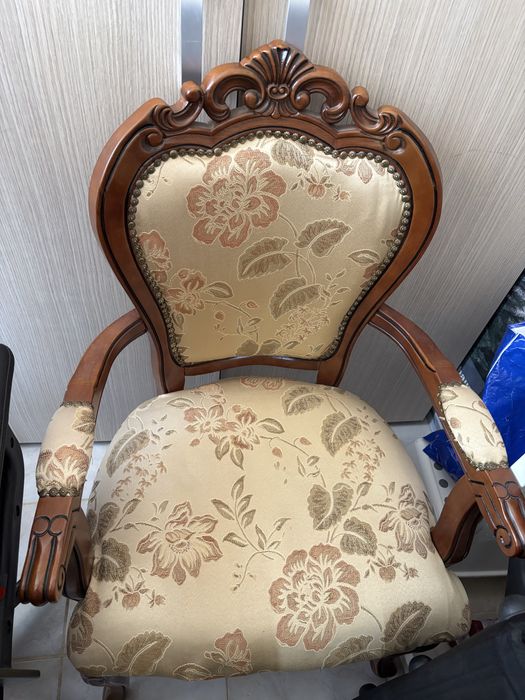 Scaun cu model vintage